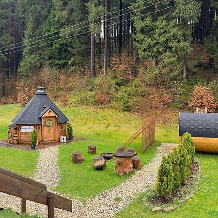 Вилла Tiny House Вельке-Карловице Экстерьер фото