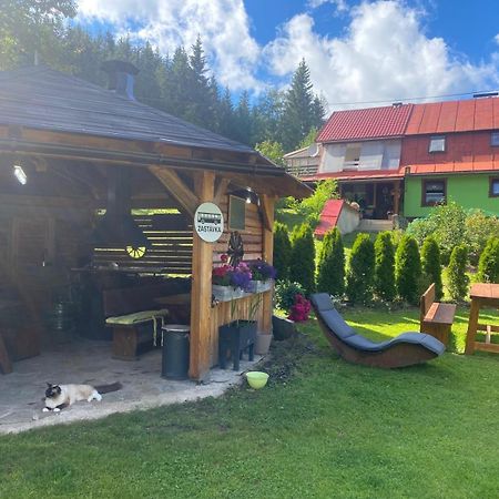 Вилла Tiny House Вельке-Карловице Экстерьер фото